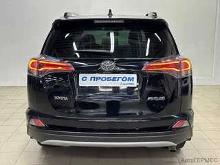 Фото TOYOTA RAV4 IV (XA40) Рестайлинг с пробегом