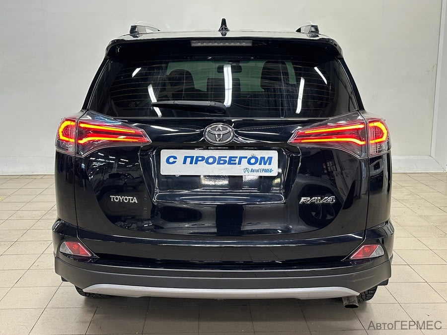 Фото TOYOTA RAV4 IV (XA40) Рестайлинг с пробегом | №3