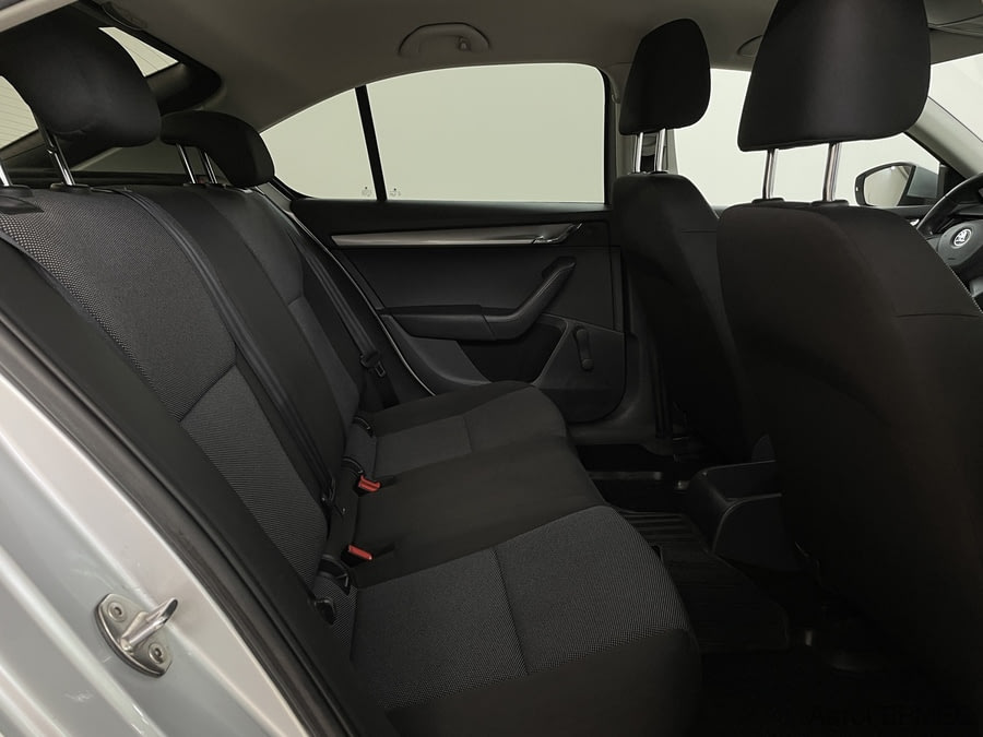 Фото SKODA Octavia III с пробегом | №10 Фото SKODA Octavia III с пробегом | №10