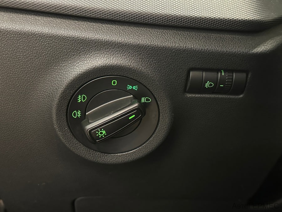 Фото SKODA Rapid II с пробегом | №9