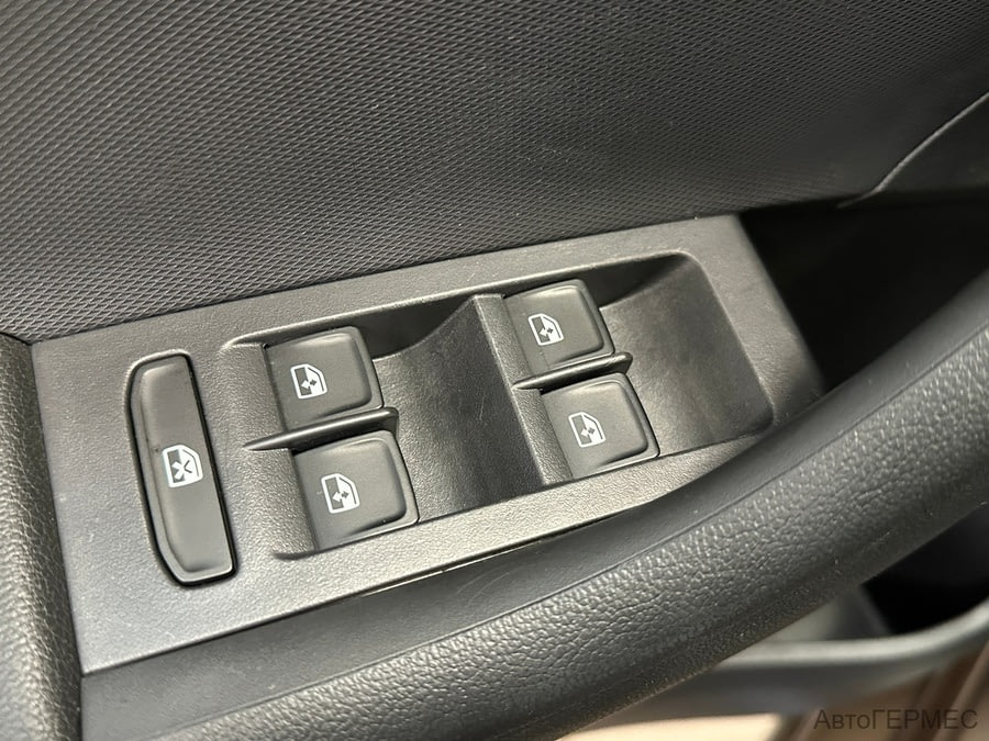 Фото SKODA Rapid II с пробегом | №10