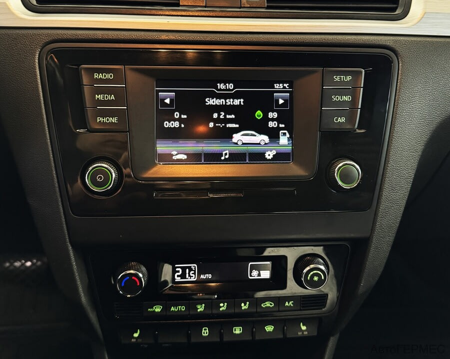 Фото SKODA Rapid I с пробегом | №8 Фото SKODA Rapid I с пробегом | №8