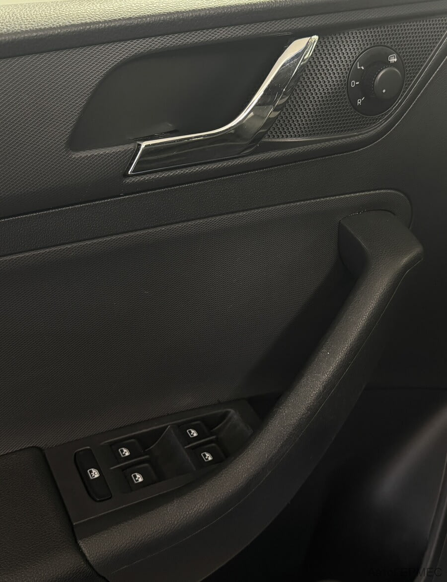 Фото SKODA Rapid I с пробегом | №10 Фото SKODA Rapid I с пробегом | №10