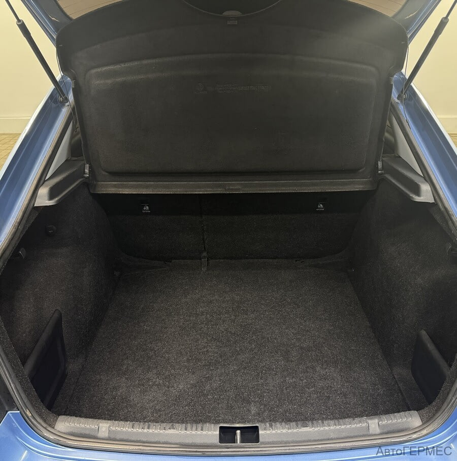 Фото SKODA Rapid I с пробегом | №13 Фото SKODA Rapid I с пробегом | №13