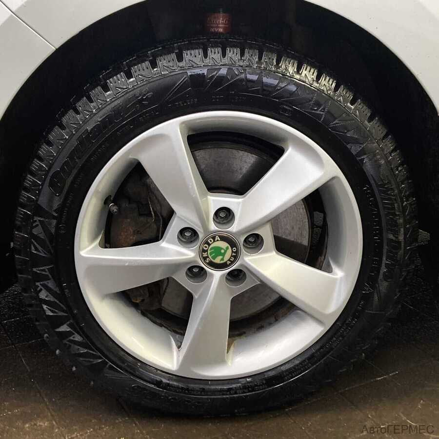 Фото SKODA Rapid I с пробегом | №15