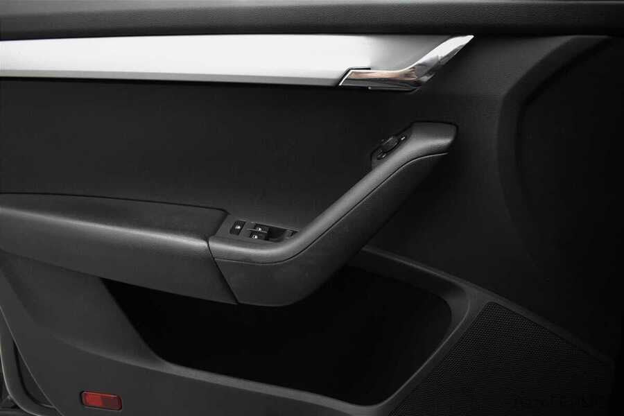 Фото SKODA Octavia III с пробегом | №10 Фото SKODA Octavia III с пробегом | №10