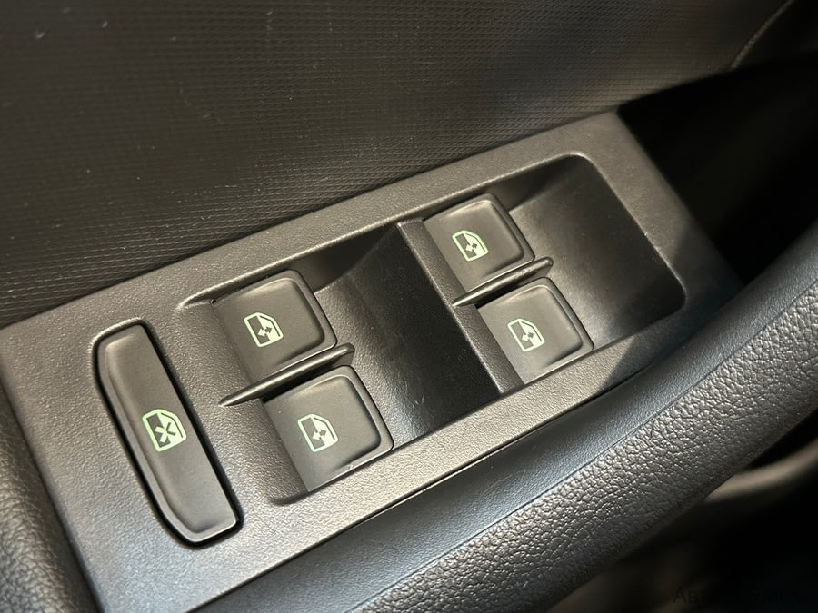 Фото SKODA Rapid II с пробегом | №11