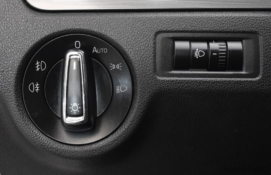 Фото SKODA Rapid I Рестайлинг с пробегом | №8