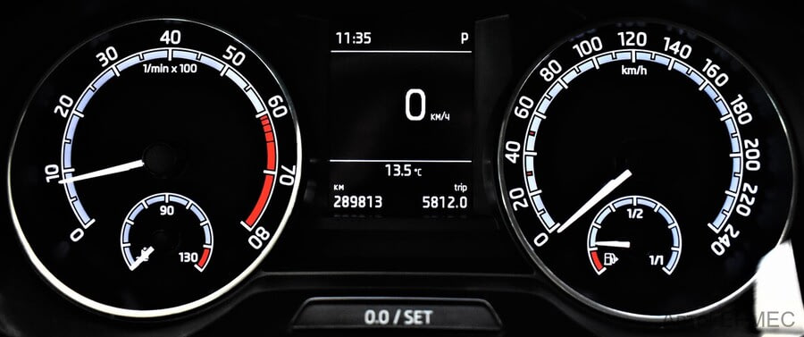 Фото SKODA Rapid I Рестайлинг с пробегом | №6