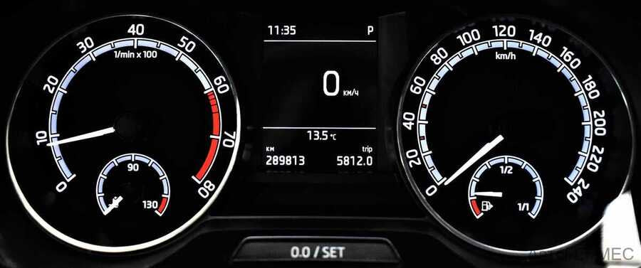 Фото SKODA Rapid I Рестайлинг с пробегом | №6