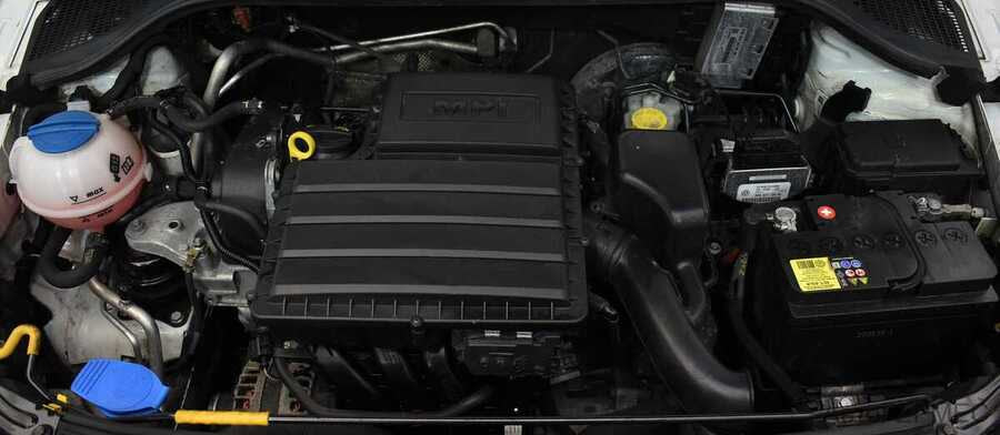 Фото SKODA Rapid I Рестайлинг с пробегом | №13