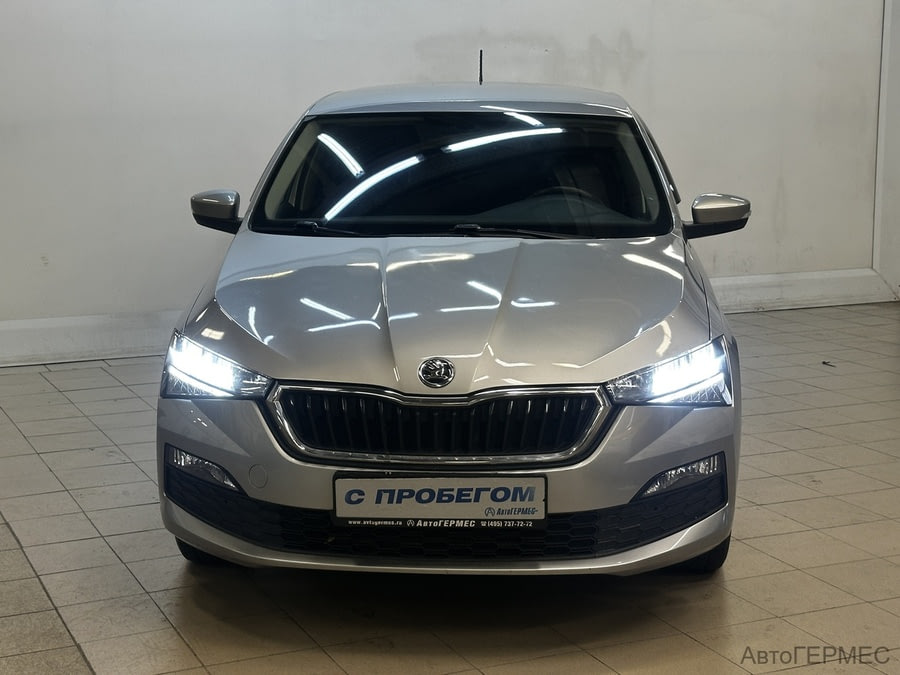Фото SKODA Rapid II с пробегом | №2 Фото SKODA Rapid II с пробегом | №2
