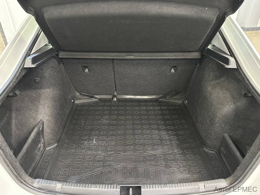 Фото SKODA Rapid II с пробегом | №14