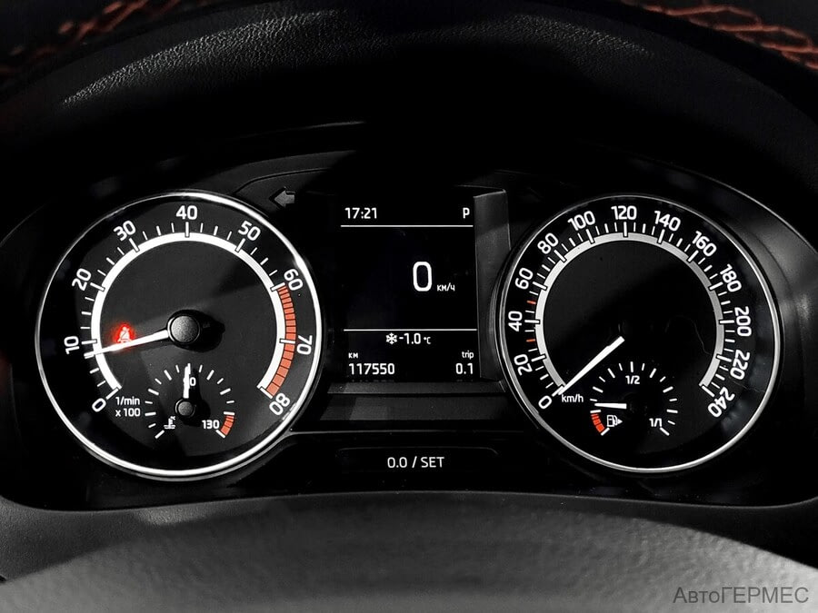 Фото SKODA Rapid I Рестайлинг с пробегом | №6 Фото SKODA Rapid I Рестайлинг с пробегом | №6