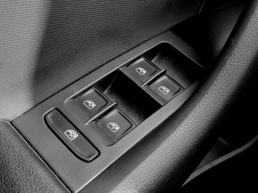 Фото SKODA Rapid I Рестайлинг с пробегом | №10 Фото SKODA Rapid I Рестайлинг с пробегом | №10