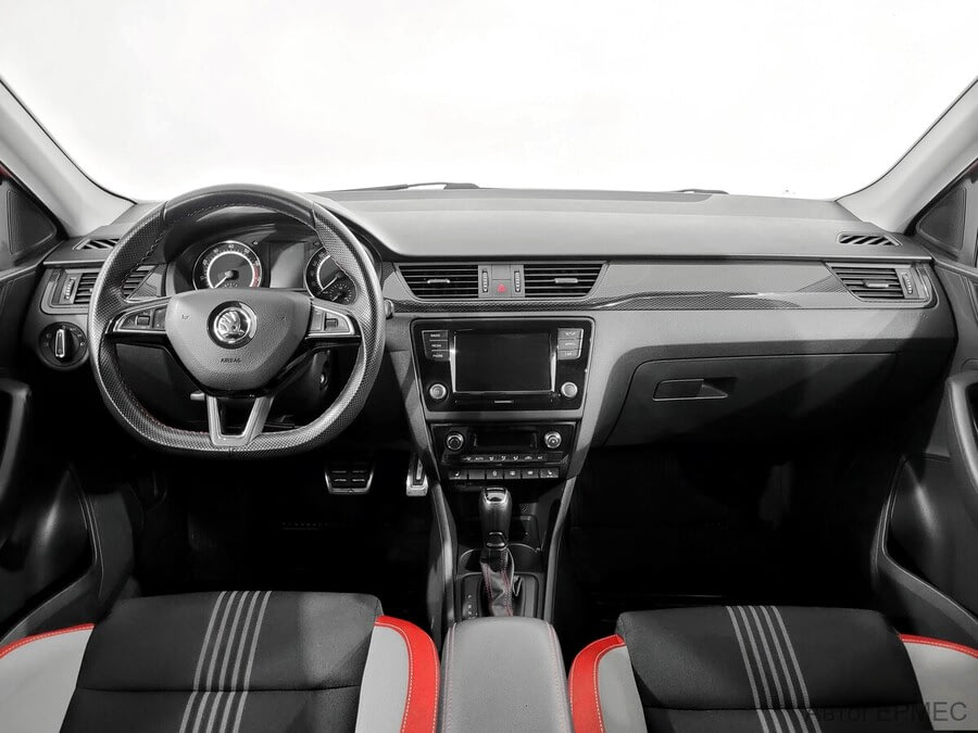 Фото SKODA Rapid I Рестайлинг с пробегом | №5 Фото SKODA Rapid I Рестайлинг с пробегом | №5