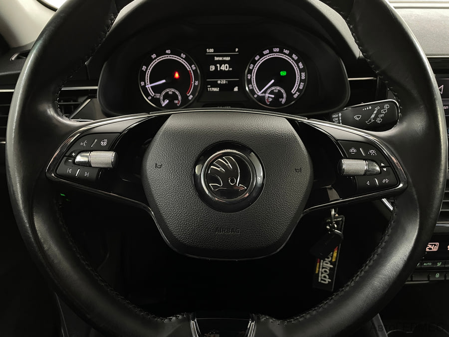 Фото SKODA Rapid II с пробегом | №9 Фото SKODA Rapid II с пробегом | №9