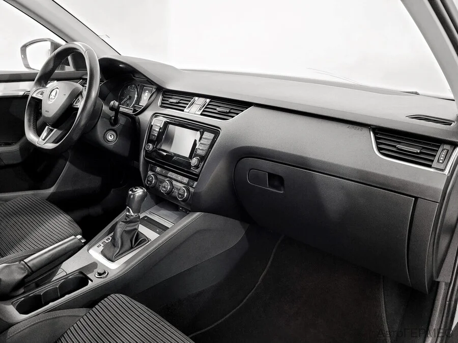 Фото SKODA Octavia III с пробегом | №11