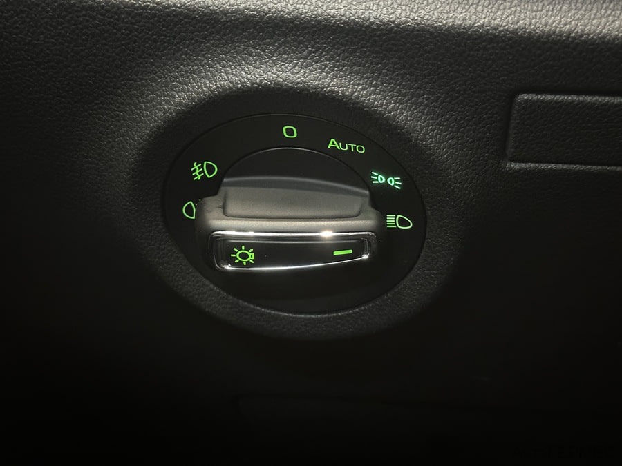 Фото SKODA Rapid II с пробегом | №9