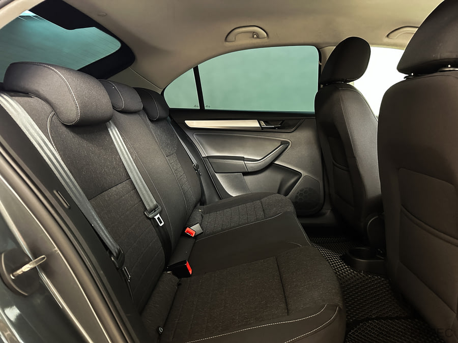 Фото SKODA Rapid II с пробегом | №15