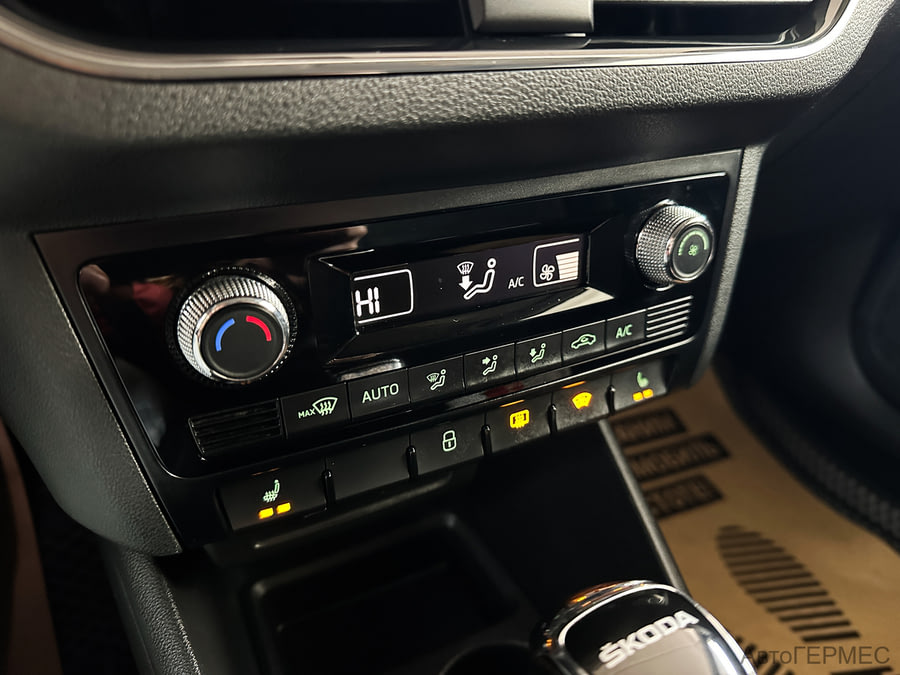 Фото SKODA Rapid II с пробегом | №10