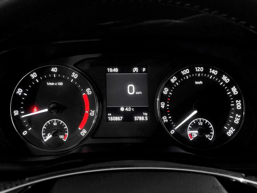 Фото SKODA Octavia IV с пробегом | №6 Фото SKODA Octavia IV с пробегом | №6