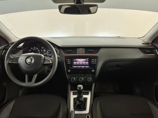 Фото SKODA Octavia III Рестайлинг с пробегом Фото SKODA Octavia III Рестайлинг с пробегом