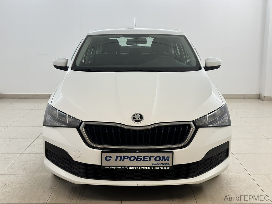Фото SKODA Rapid II с пробегом | №2 Фото SKODA Rapid II с пробегом | №2