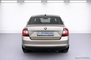 Фото SKODA Rapid I Рестайлинг с пробегом Фото SKODA Rapid I Рестайлинг с пробегом
