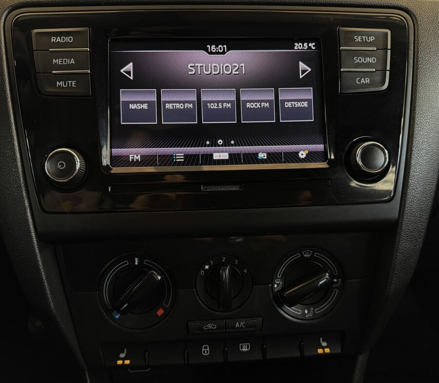 Фото SKODA Rapid I Рестайлинг с пробегом | №7