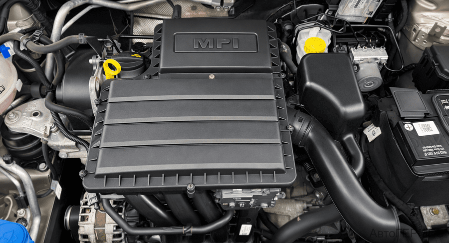 Фото SKODA Rapid I Рестайлинг с пробегом | №13