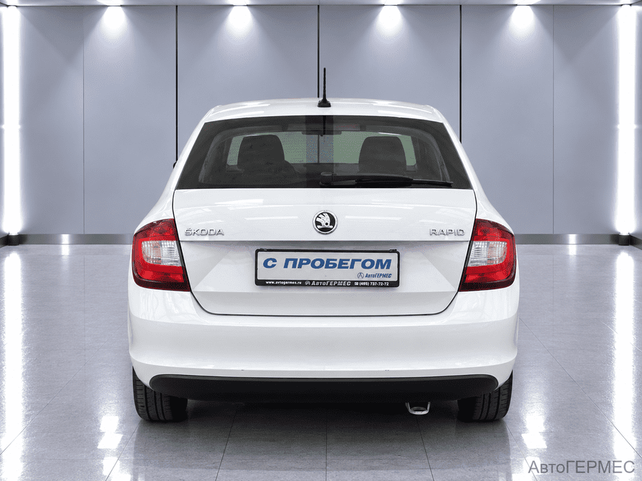 Фото SKODA Rapid I Рестайлинг с пробегом | №3 Фото SKODA Rapid I Рестайлинг с пробегом | №3