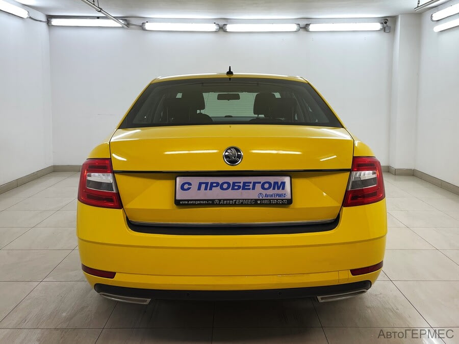 Фото SKODA Octavia III Рестайлинг с пробегом | №3 Фото SKODA Octavia III Рестайлинг с пробегом | №3