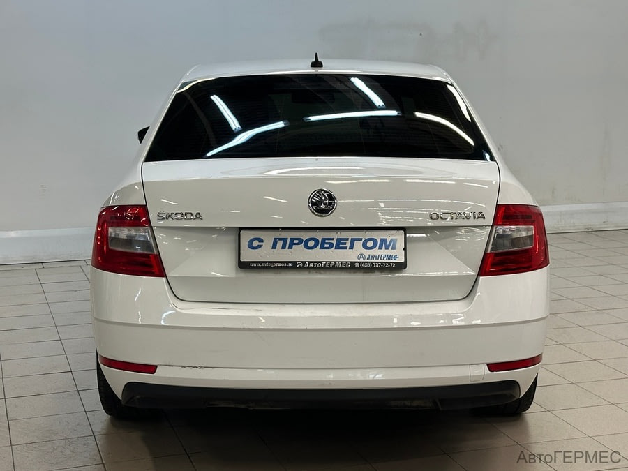 Фото SKODA Octavia III Рестайлинг с пробегом | №3 Фото SKODA Octavia III Рестайлинг с пробегом | №3