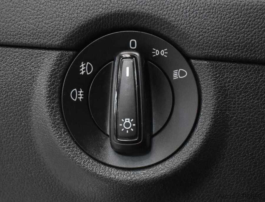 Фото SKODA Octavia III Рестайлинг с пробегом | №8