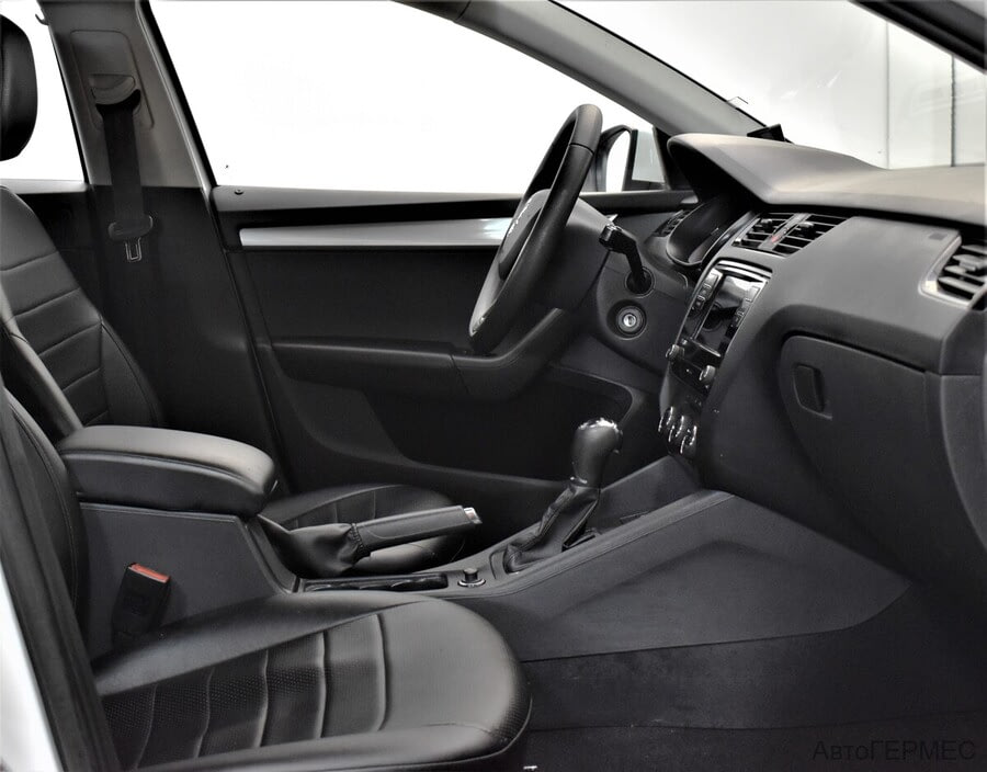 Фото SKODA Octavia III Рестайлинг с пробегом | №10