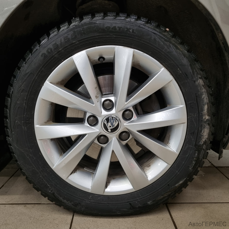 Фото SKODA Octavia III Рестайлинг с пробегом | №15 Фото SKODA Octavia III Рестайлинг с пробегом | №15