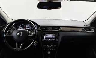 Фото SKODA Rapid I Рестайлинг с пробегом Фото SKODA Rapid I Рестайлинг с пробегом
