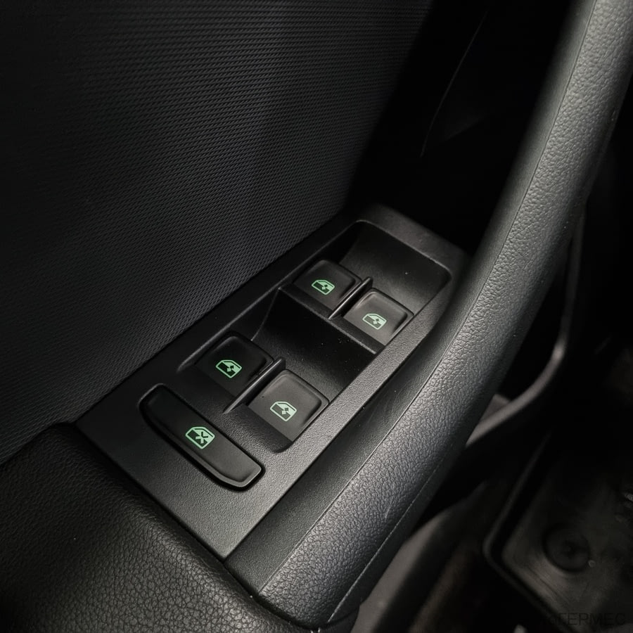 Фото SKODA Rapid II с пробегом | №9