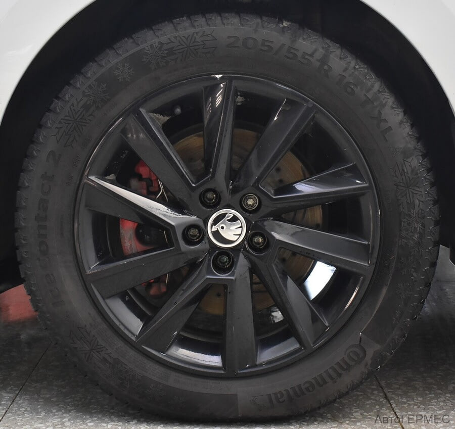 Фото SKODA Rapid II с пробегом | №17