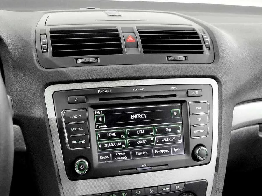 Фото SKODA Octavia II Рестайлинг с пробегом | №7 Фото SKODA Octavia II Рестайлинг с пробегом | №7