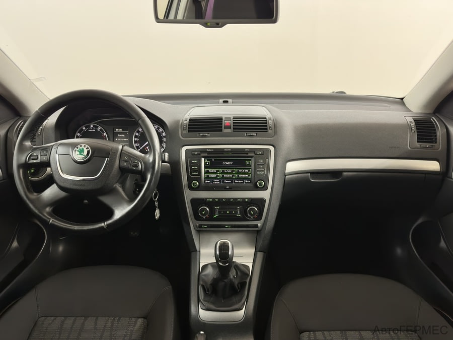 Фото SKODA Octavia II Рестайлинг с пробегом | №5