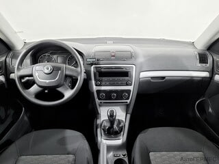 Фото SKODA Octavia II Рестайлинг с пробегом Фото SKODA Octavia II Рестайлинг с пробегом
