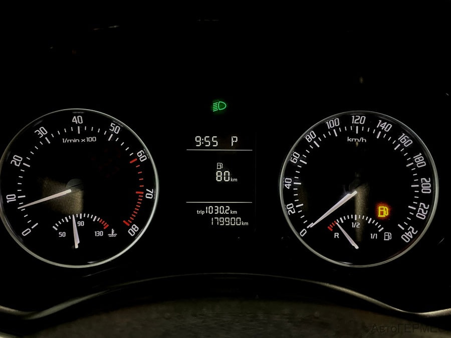 Фото SKODA Octavia II Рестайлинг с пробегом | №6