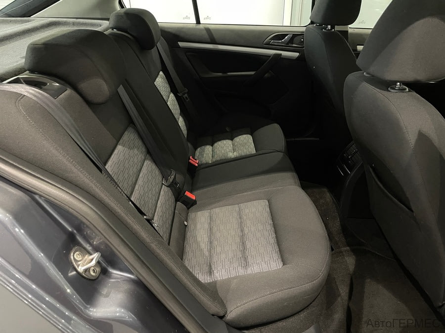 Фото SKODA Octavia II Рестайлинг с пробегом | №10