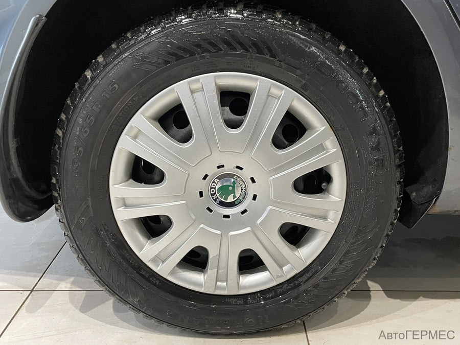 Фото SKODA Octavia II Рестайлинг с пробегом | №13