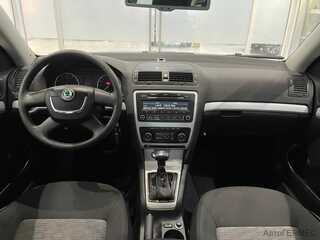 Фото SKODA Octavia II Рестайлинг с пробегом Фото SKODA Octavia II Рестайлинг с пробегом
