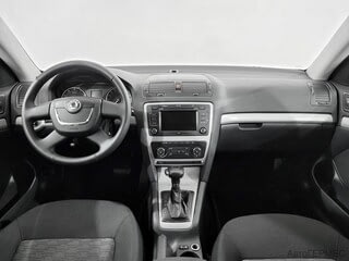 Фото SKODA Octavia II Рестайлинг с пробегом