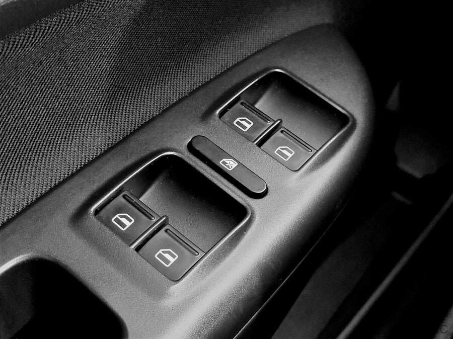 Фото SKODA Octavia II Рестайлинг с пробегом | №9 Фото SKODA Octavia II Рестайлинг с пробегом | №9