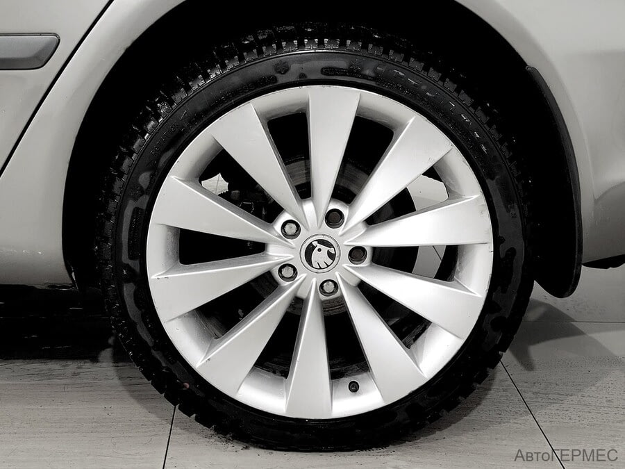 Фото SKODA Octavia II Рестайлинг с пробегом | №14 Фото SKODA Octavia II Рестайлинг с пробегом | №14